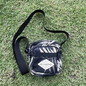 Billabong Shoulder Pouch